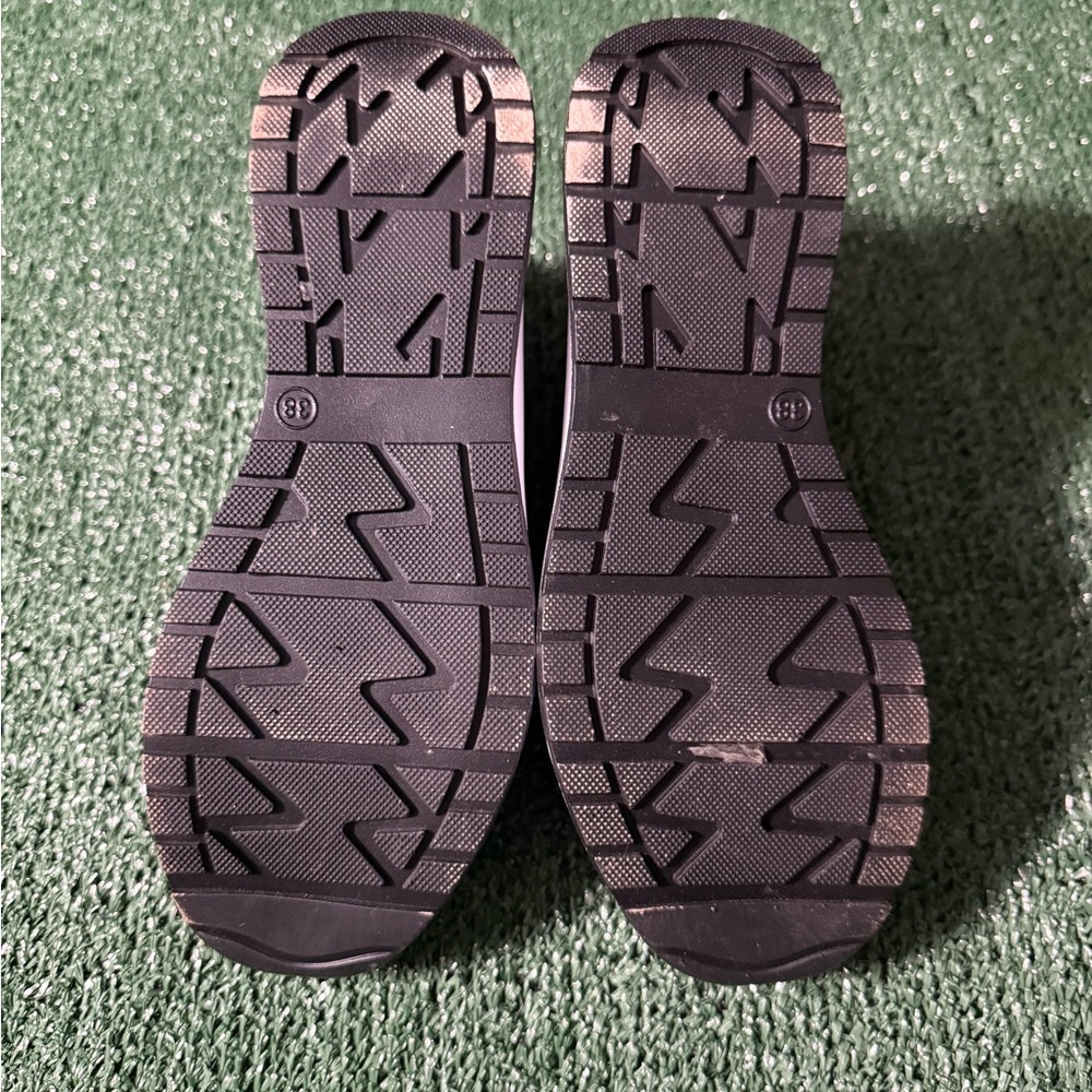 Elegant Black Women's Sandals - Picture 4 of 6